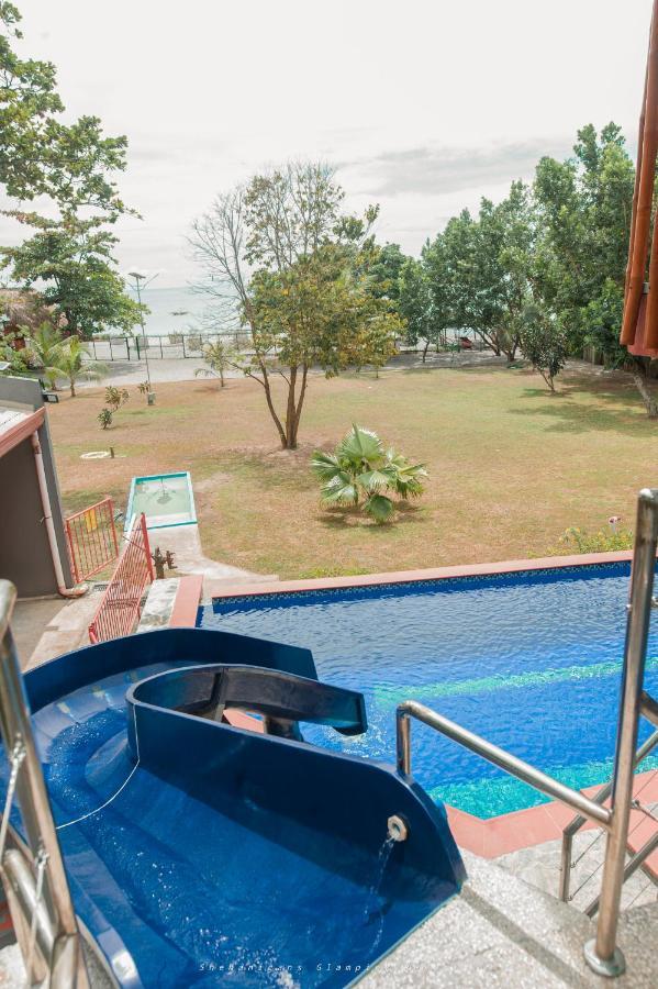 Shenanigans Glamping Resort Zamboanguita (Visayas) Exterior foto