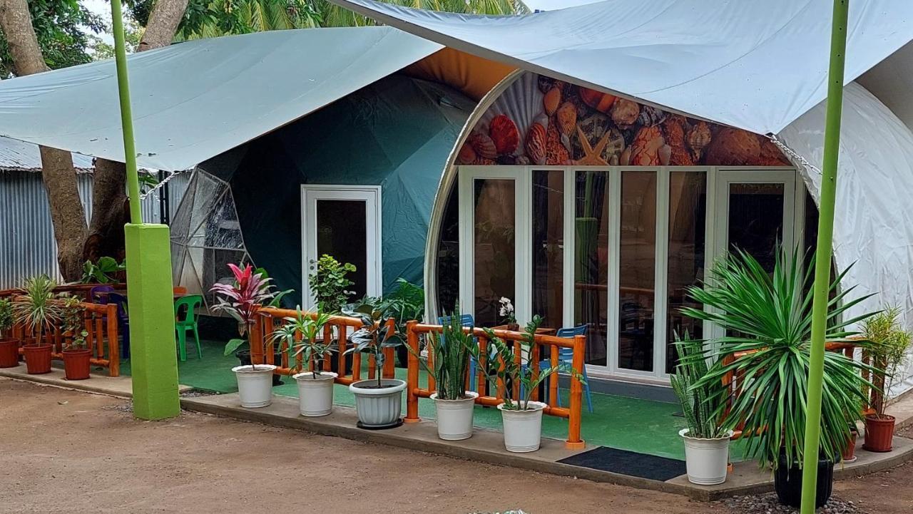 Shenanigans Glamping Resort Zamboanguita (Visayas) Exterior foto