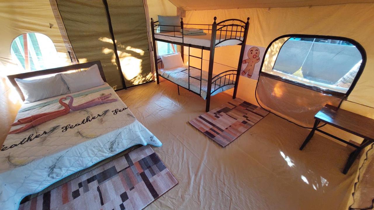 Shenanigans Glamping Resort Zamboanguita (Visayas) Exterior foto